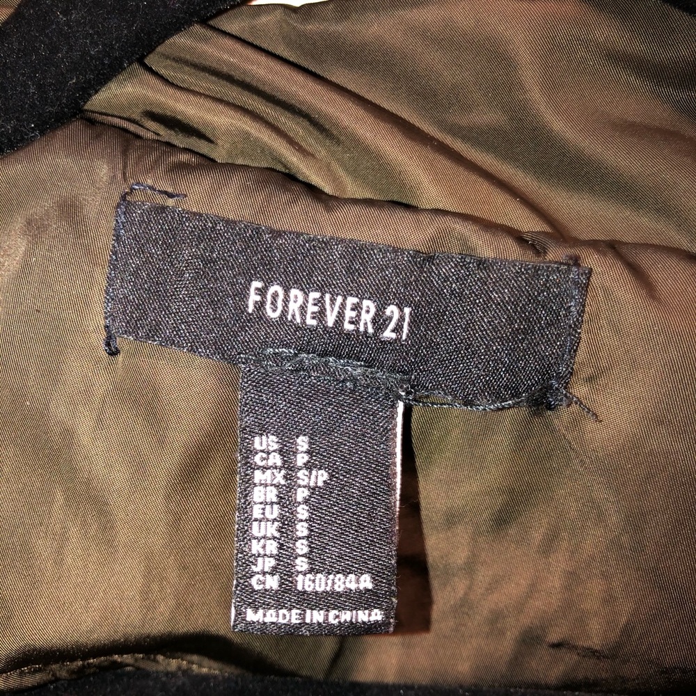 Jacket - Picture 4 of 4